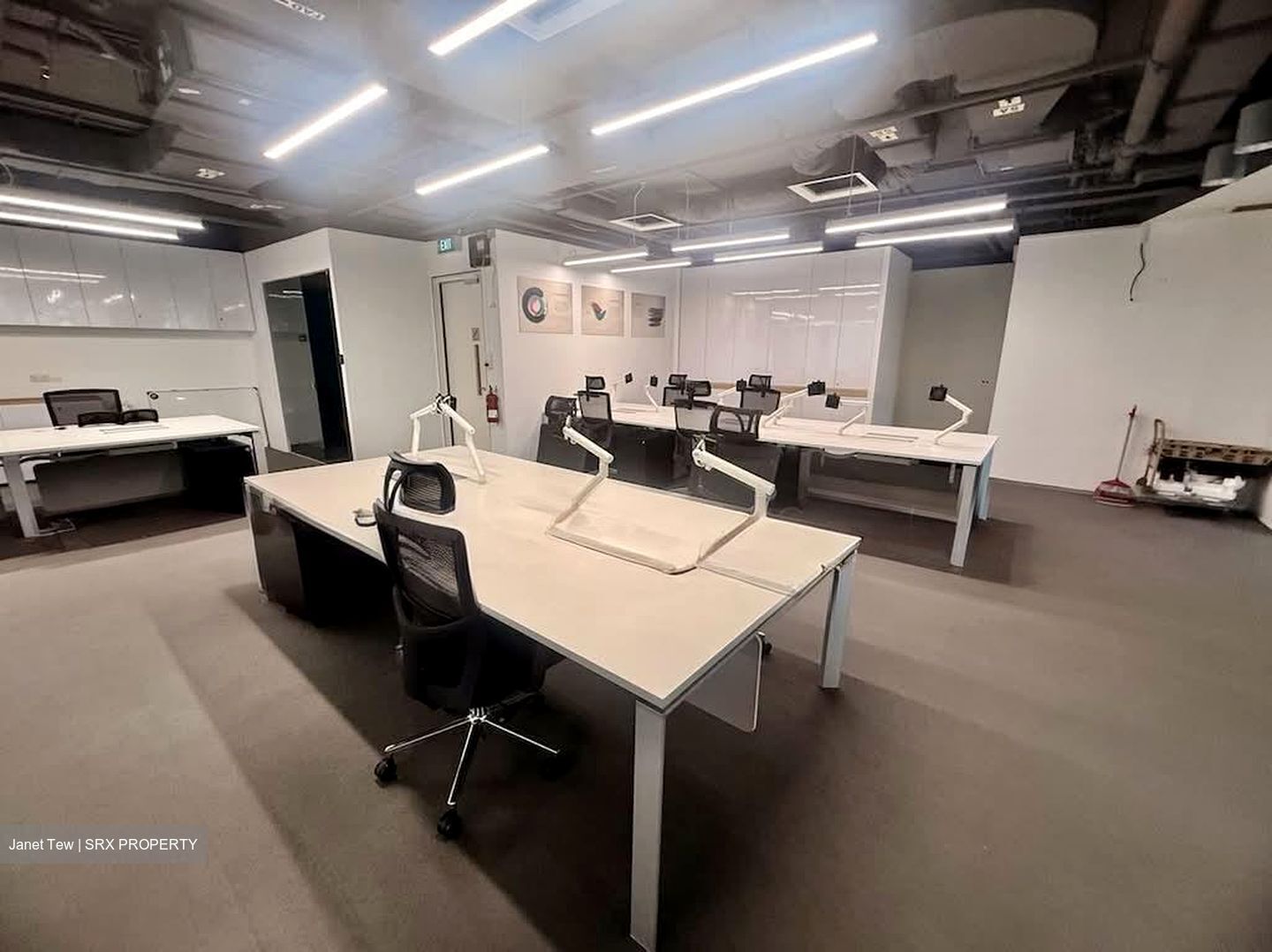 137 Market Street (D1), Office #588639281